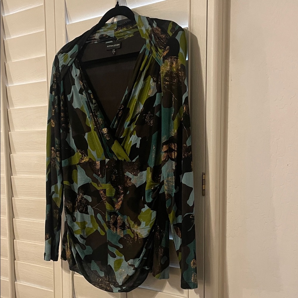 Sutton Studio Patterned V-Neck Blouse - Picture 3 of 5